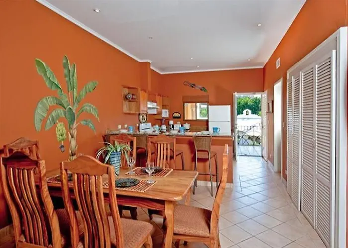 Facing, Large Pool & Guard In The Town 4*